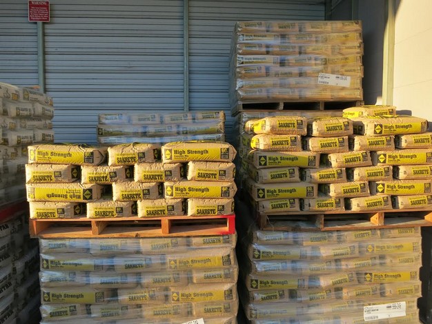 Concrete, sand and stucco at Mission Ace Hardware & Lumber in Santa Rosa, CA.