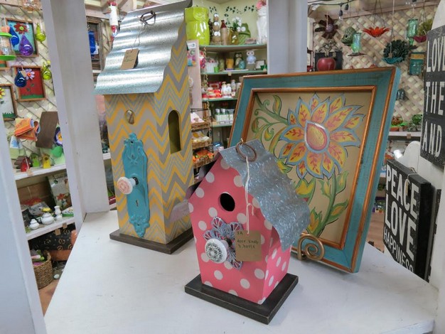 Garden loft gift items at Mission Ace Hardware & Lumber in Santa Rosa, CA.